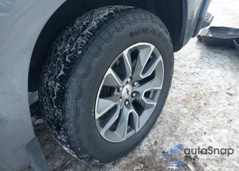 2020 Chevrolet Silverado 1500 4Wd Short Bed Rst z USA, uszkodzony, nr VIN 1GCUYEED7LZ175395